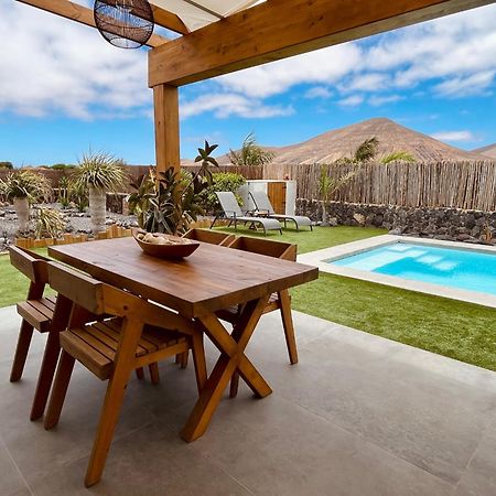 Bungalow + Piscina Independiente ラ・オリーバ エクステリア 写真