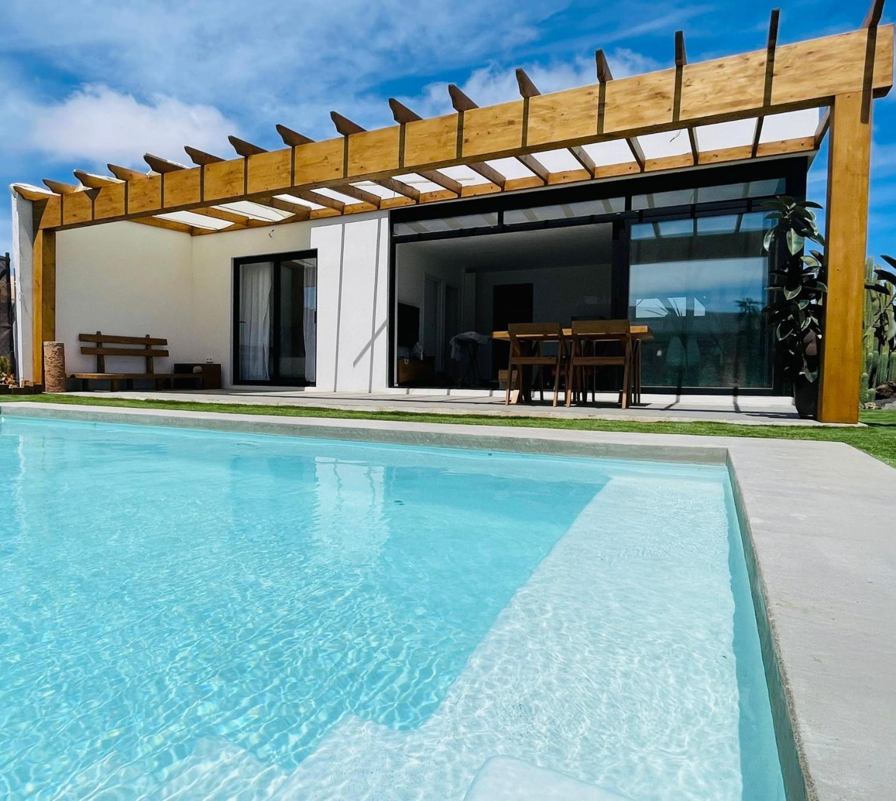 Bungalow + Piscina Independiente ラ・オリーバ エクステリア 写真