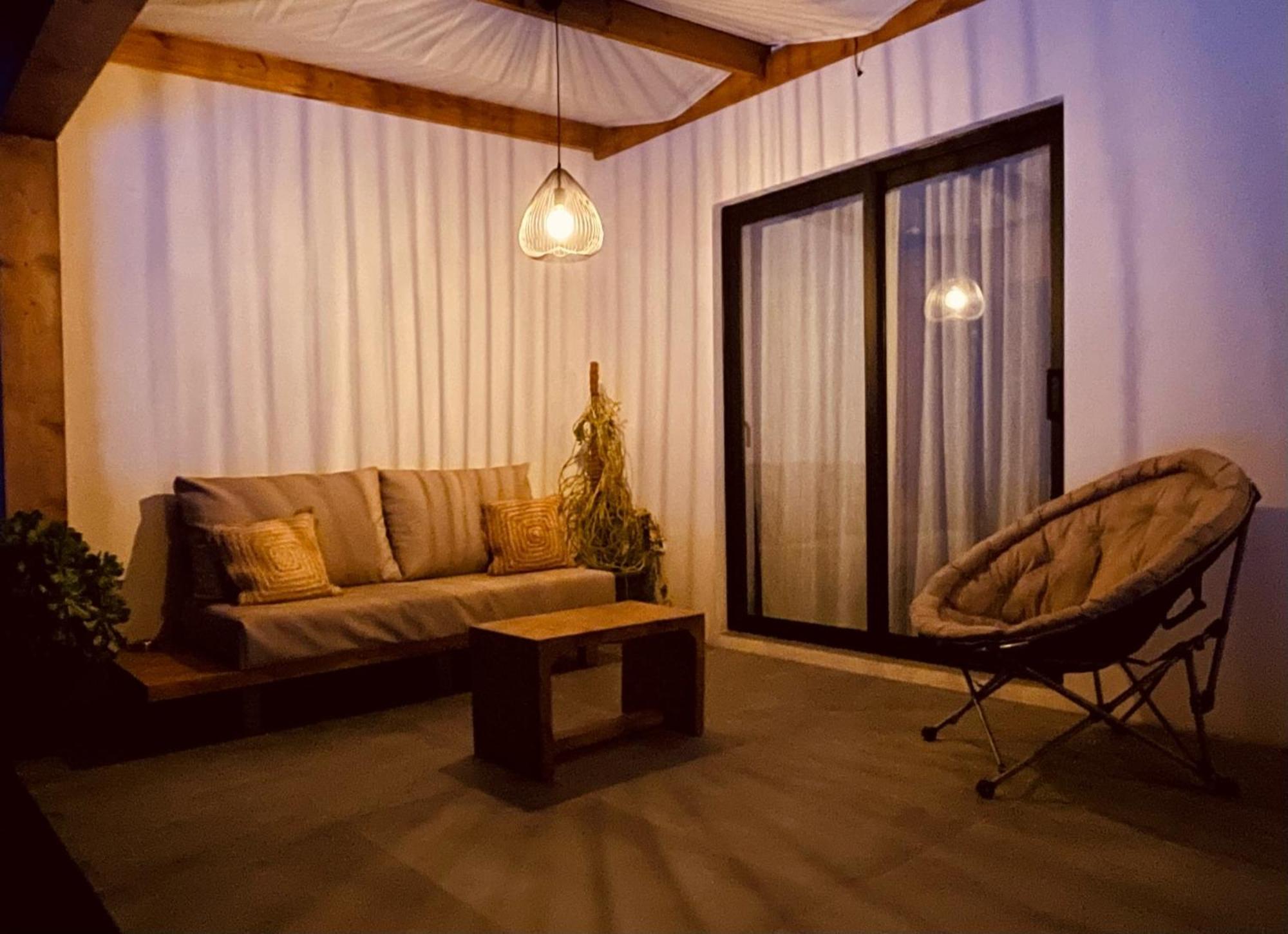 Bungalow + Piscina Independiente ラ・オリーバ エクステリア 写真