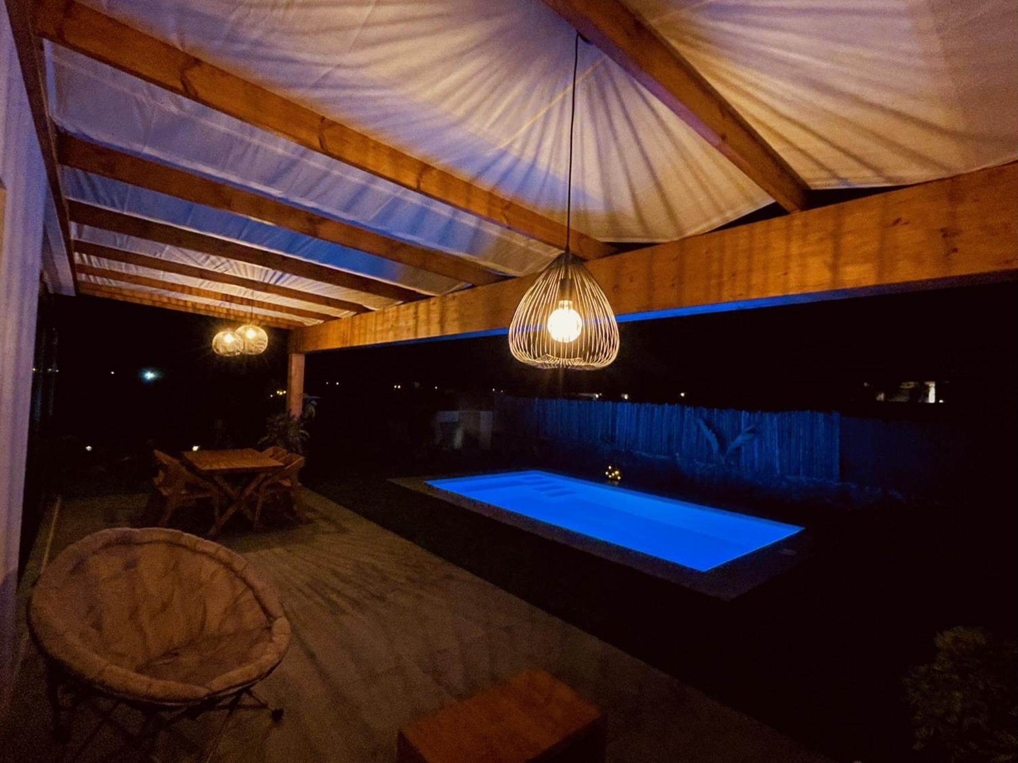 Bungalow + Piscina Independiente ラ・オリーバ エクステリア 写真